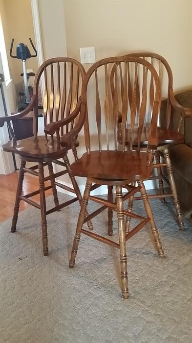 3 swivel oak bar stools