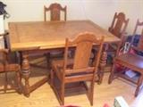 Oak Antique Dining Table & Five Chairs 