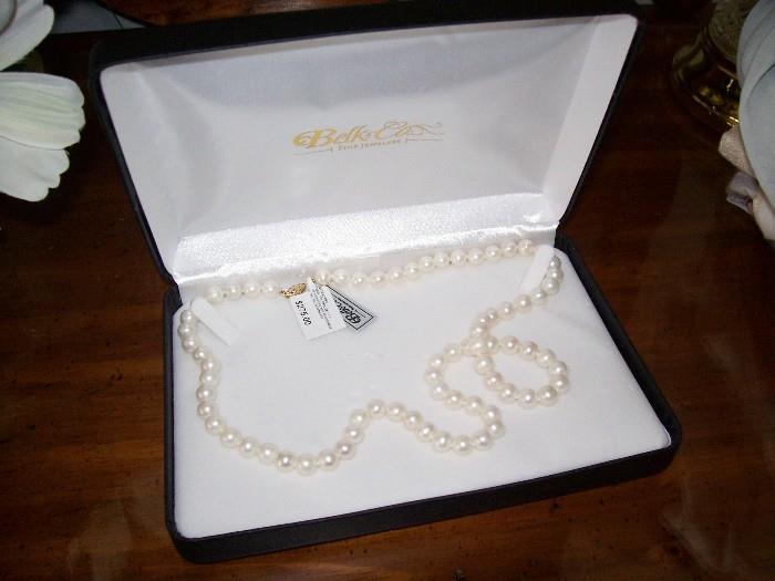 Nice set of freshwater pearls - never worn with tags