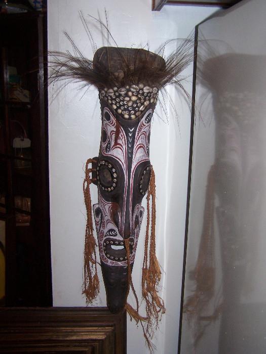 CARVED DECORATIVE MASK FROM NEW GUINEA