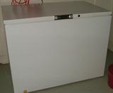Rheem chest freezer, 14.8 cubic ft.