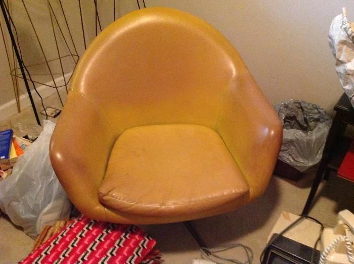 Mid Century Chair $ 100.00