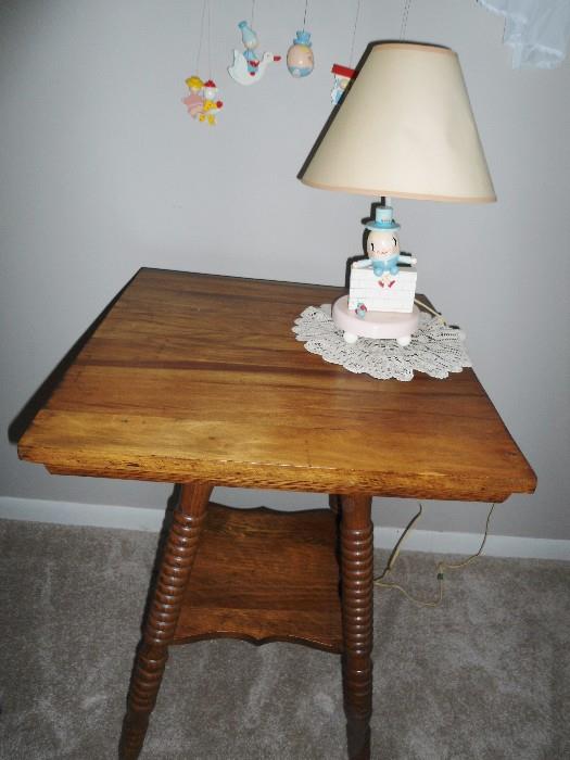 Antique Oak small table and 50's Baby Lamp
