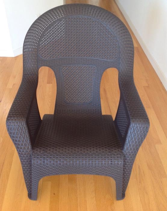 Resin Arm Chair That Looks Like Real Wicker!