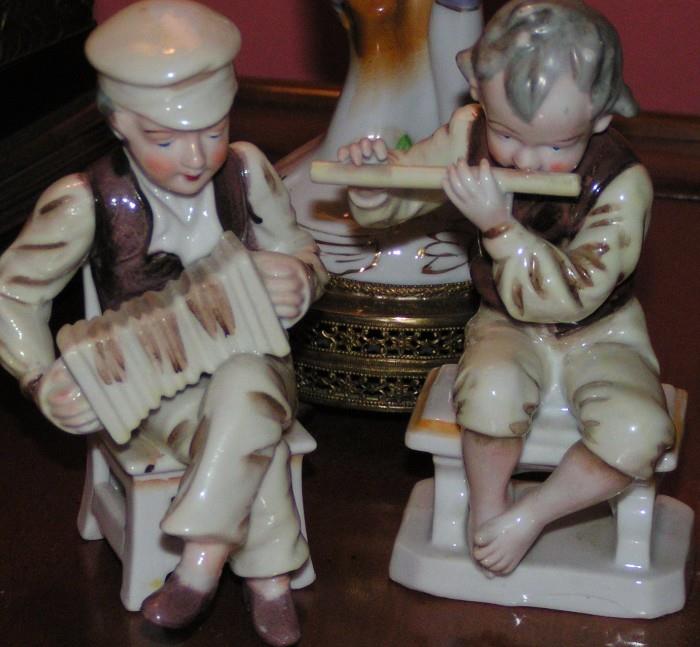 Occupied Japan figurines 