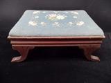 www.CTOnlineAuctions.com/SandhillsNC                  Small Stool with Cloth Top