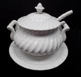 www.CTOnlineAuctions.com/SandhillsNC                    18th Century Serving Bowl with Lid and Ladle