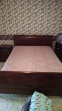 queen size sleigh bed $150