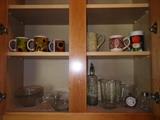 Mugs, bowls, glass items