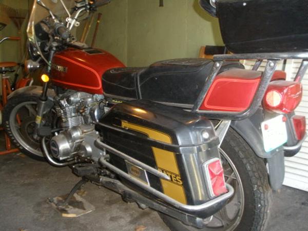1980
SUZUKI 550E