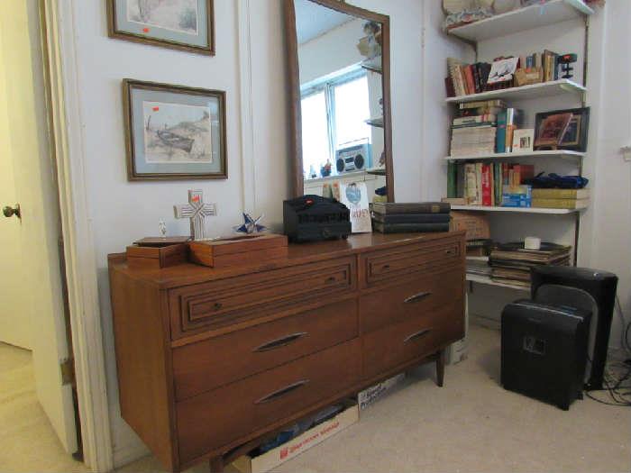 One of 2 Broyhill Sculptra dressers with mirror