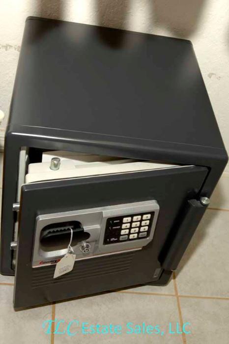 Safe, as new, with all paperwork.  Electronic entry with key backup.