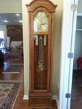 Ridgeway Grandfather Clock - Oak Finish Length: 6' 4" - Width: 15 1/2"
Includes Owners Manual and Instruction Sheet - Model #201
Beautiful Condition