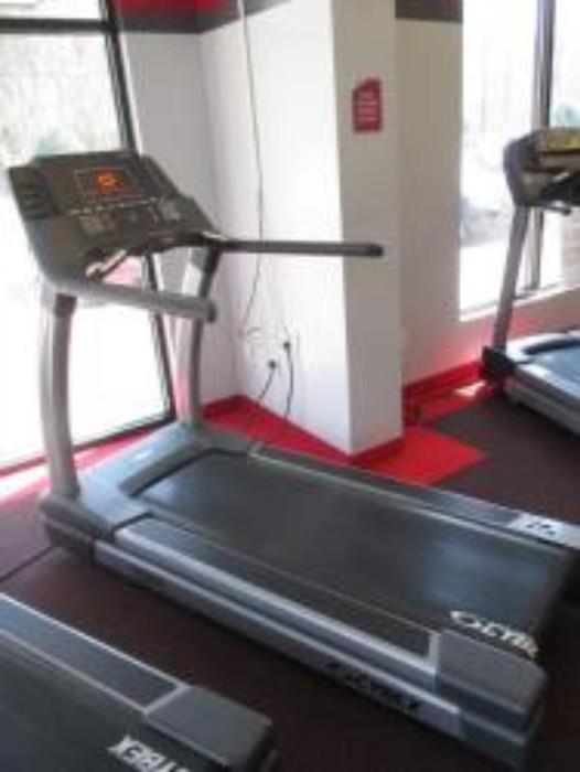 Cybex Treadmill Machine