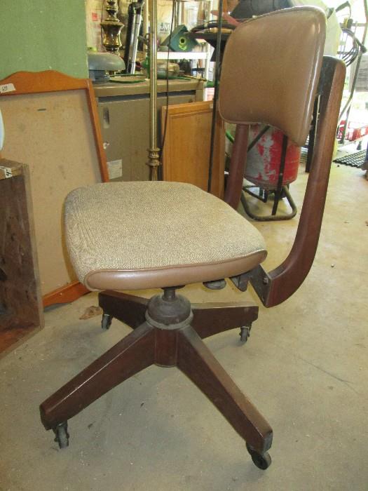 Vintage "Mad Men" office chair