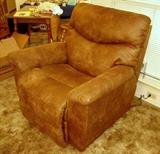 Lazy Boy Luxury Electric Lift Recliner Chair. Wall Hugger Design. Used for 2 months.
