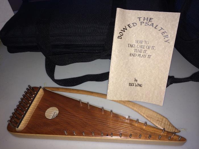 Bowed Psaltery, made by Rick Long. Comes with soft case.
