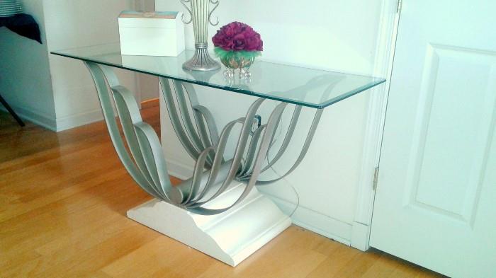 Butterfly sofa table