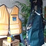 life jackets, hunting items vest