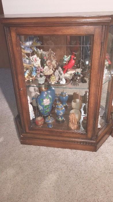 Pottery and glassware collectibles