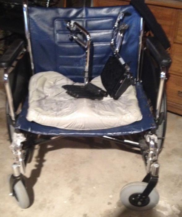Invecare Bariatric Wheelchair with Gel Insert