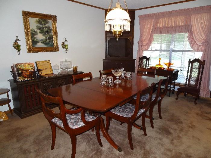 Tell City Mahogany Drop Leaf Dining Table with 2 additional leaves, 1 arm and 5 side Chairs