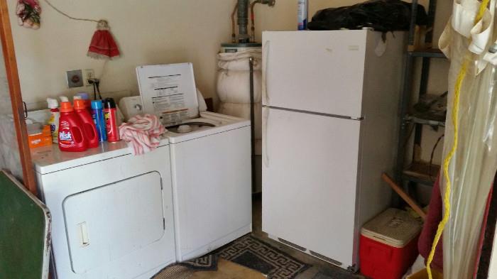Whirlpool washer and gas dryer, Frigidaire refrigerator