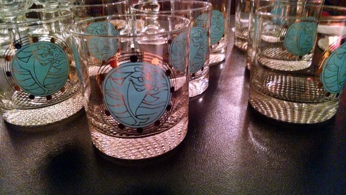 Set of 8 Charlie the Tuna glasses, good condition