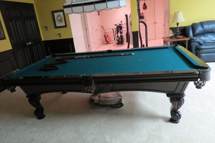 Pristine Olhausen professional 9' pool table  Drop pockets w cues & racks. 3 pc slate - moving can be arranged!