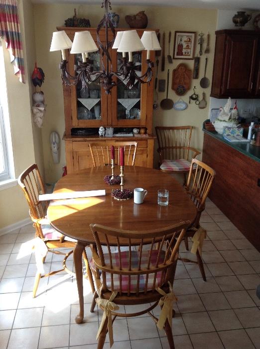 Lexington cherry wood kitchen table and 4 chairs, with leaf