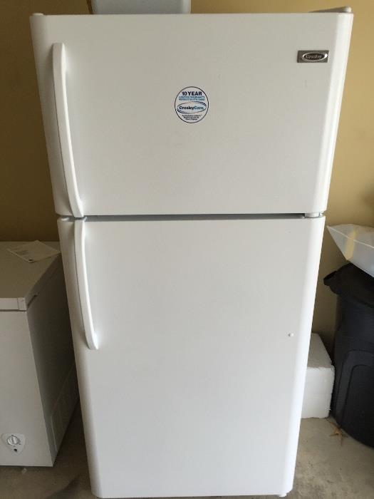 Crosley Top Freezer Refrigerator - Like New