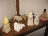 Soapstone, onyx, quartz carved items