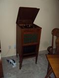 Oak Edison 78 record player, works with records 