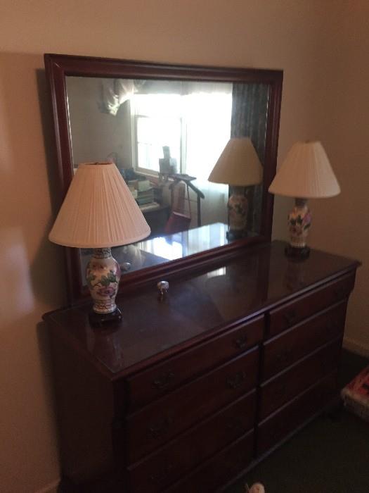Great dresser with mirror and matching lamps