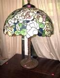 Nice Reproduction Tiffany Style Lamp with floral pattern shade and metal base