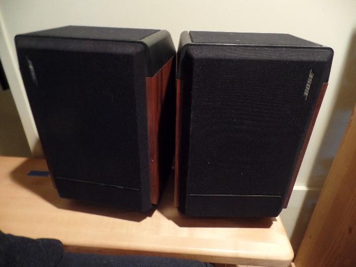 Bose shelf speakers