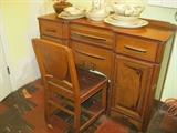 Vintage deco and nice !