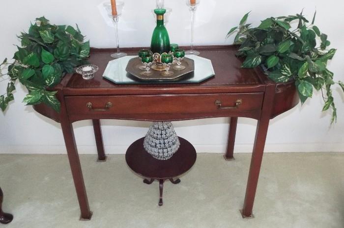 INTERESTING MAHOGANY PLANTER TABLE/DESK... THE SIDES ARE COPPER LINED TO PUT REAL PLANTS IN
