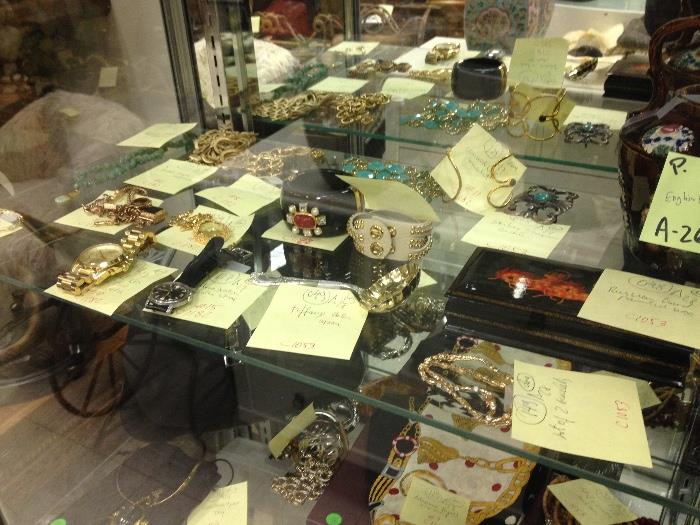 Assorted gold antique, vintage and contemporary fine and costume jewelry