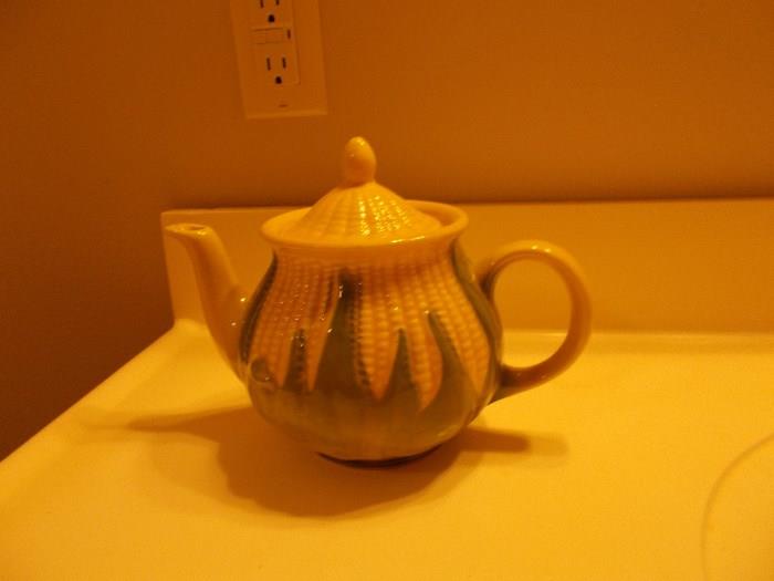 Shawnee Pottery Tea Pot - Corn Pattern