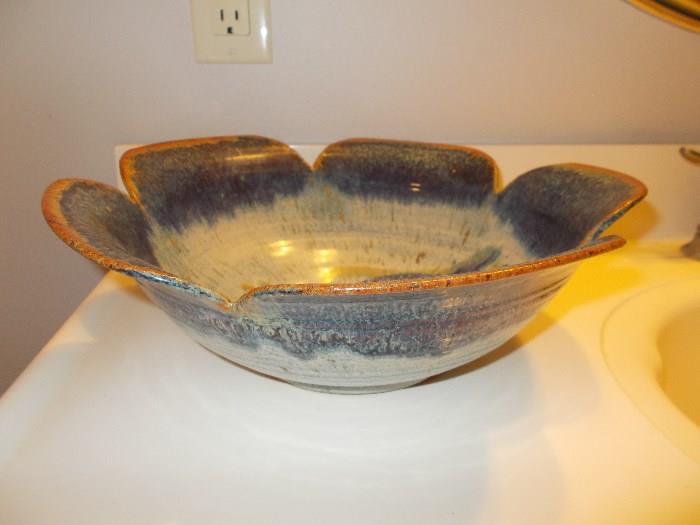 Petal Pottery Bowl