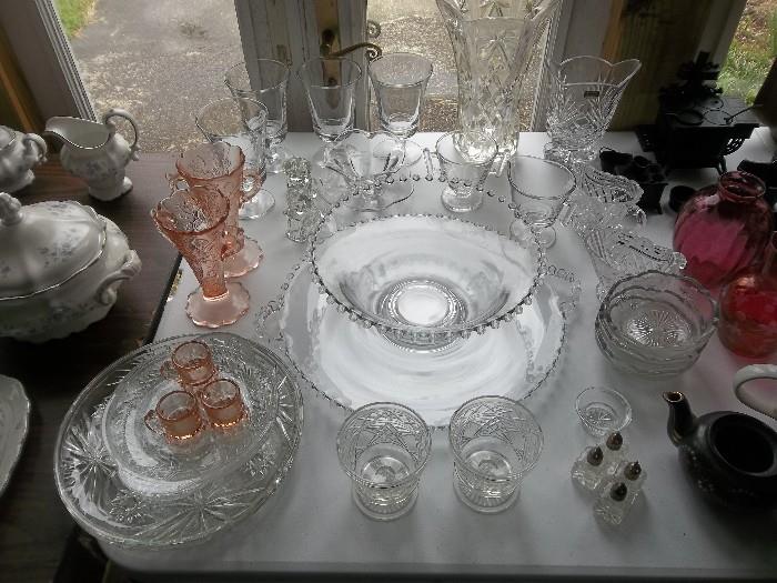 glass serving set