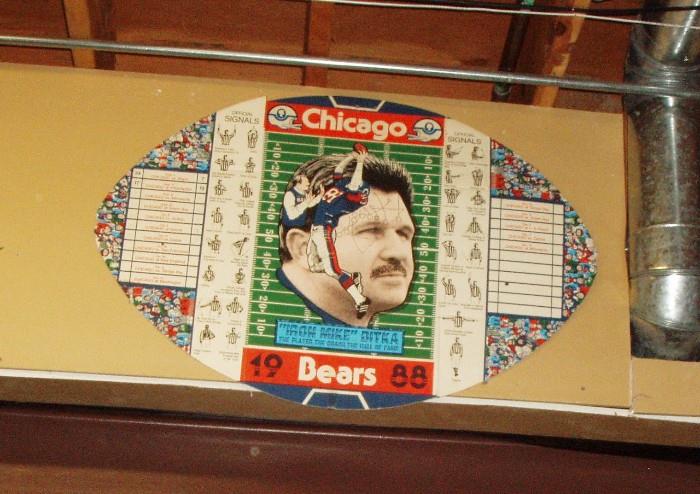 1988 Chciago Bears game card with a play drawn across Ditkas' face