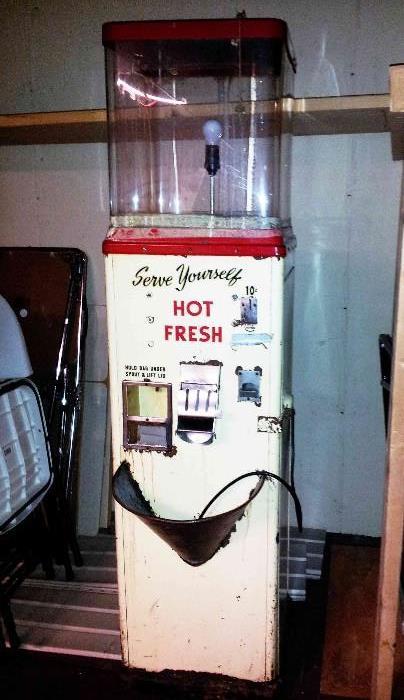 10 CENT "POP CORN SEZ" working pop corn machine. Orignialy in a bowling alley in Chicago. 
