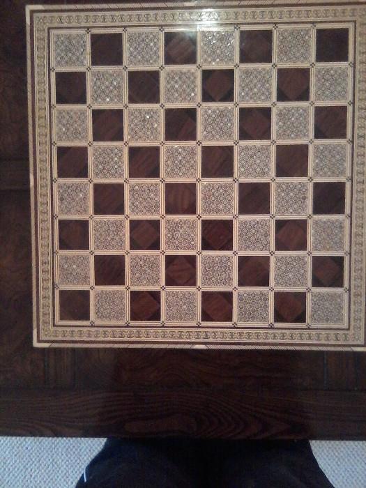 Chess Board w/pearl and rosewood inlay. Bone outer edges