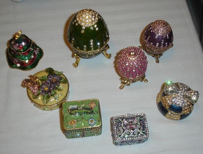 Jeweled trinket boxes