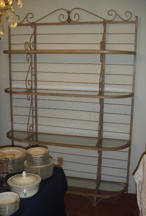 Baker's rack