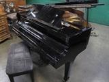 A54 #2 Sherman Clay 1985 Model DGE1 5’2” High Gloss black Baby Grand Piano #G013741 Condition of 9