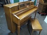 A40 #9 Wurlitzer 42” 1971 Maple Console Piano #1149986 Condition of 9