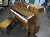 A40 #9 Wurlitzer 42” 1971 Maple Console Piano #1149986 Condition of 9